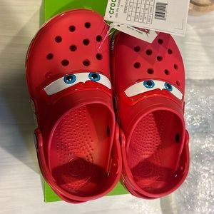 Crocs kids size 1   Cars light up